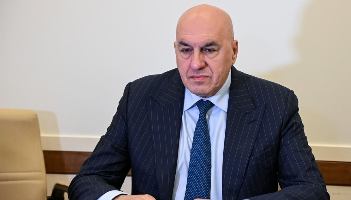 Міністр оборони Італії розглядає відставку через суперечки щодо військових витрат