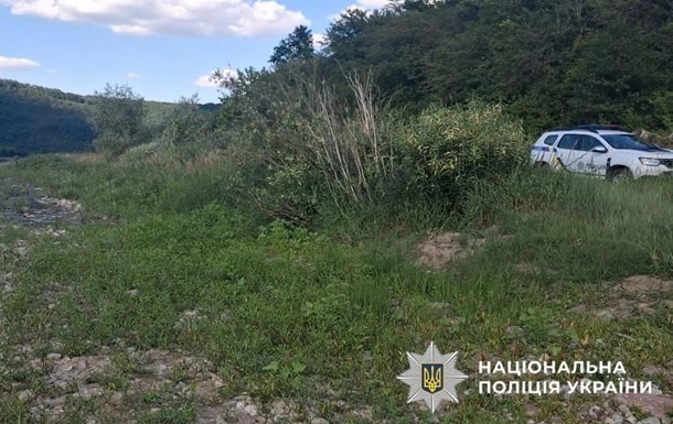На Буковині в річці Дністер виявлено тіло 8-річного хлопчика: підрозділи Служби порятунку працюють на місці трагедії