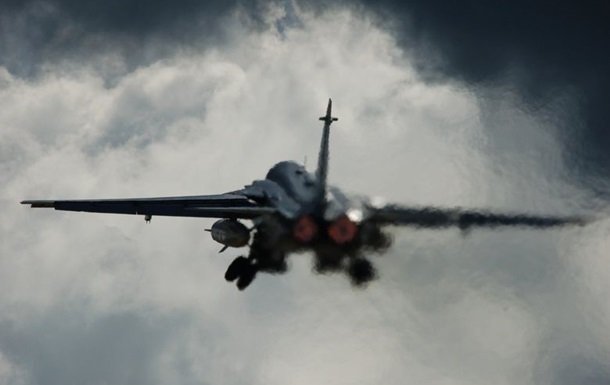 На Хмельниччині сталася авіакатастрофа: розбився літак Су-24М