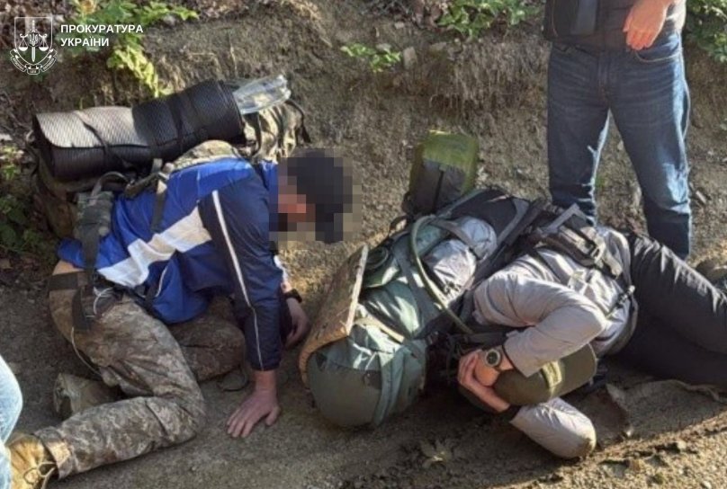 На Хмельниччині затримали чоловіка, який намагався нелегально переправити львів'янина до Румунії