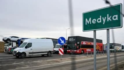 На КПП з Польщею автобусам заборонять виїзд до листопада 2027 року