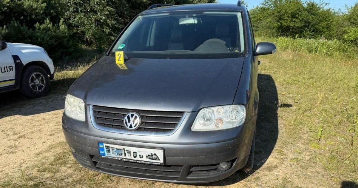 На Яворівщині сталося ДТП: водій Volkswagen Touran вчинив наїзд на 6-річну дитину