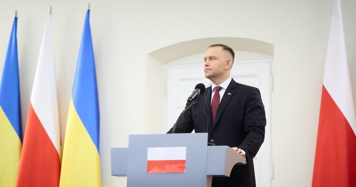 Навроцький повернув орден Зеленському: причини та реакція України