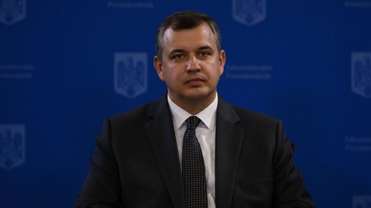 Номінований прем'єр Румунії стикається з труднощами у затвердженні уряду в парламенті