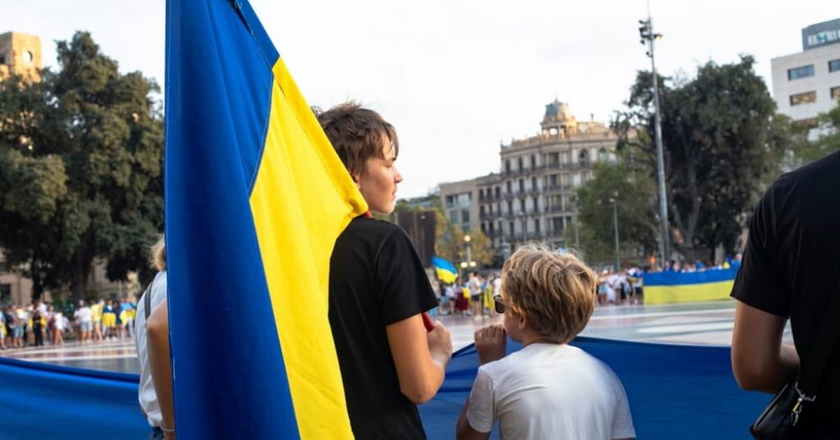 Нові умови для українців в ЄС: Угорщина ускладнює співпрацю, рейтинг Навроцького - ключові новини дня