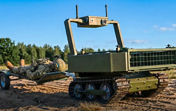 Новий модернізований наземний робот "Вепр" зміцнить можливості медевакуації в Збройних Силах України