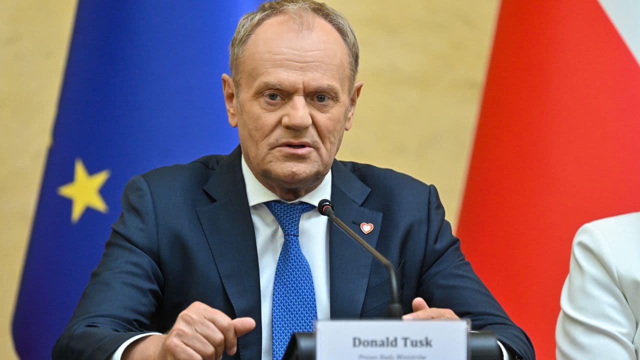 Опитування: Партія Туска випереджає конкурентів, ультраправі сили здобувають підтримку в Польщі