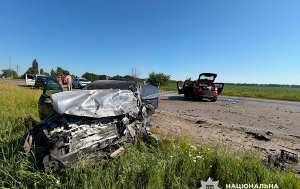 П'ятеро людей загинуло внаслідок ДТП під Києвом