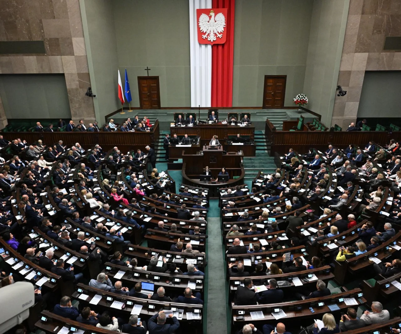 Партія Туска утримує лідерство у рейтингах політичних уподобань у Польщі