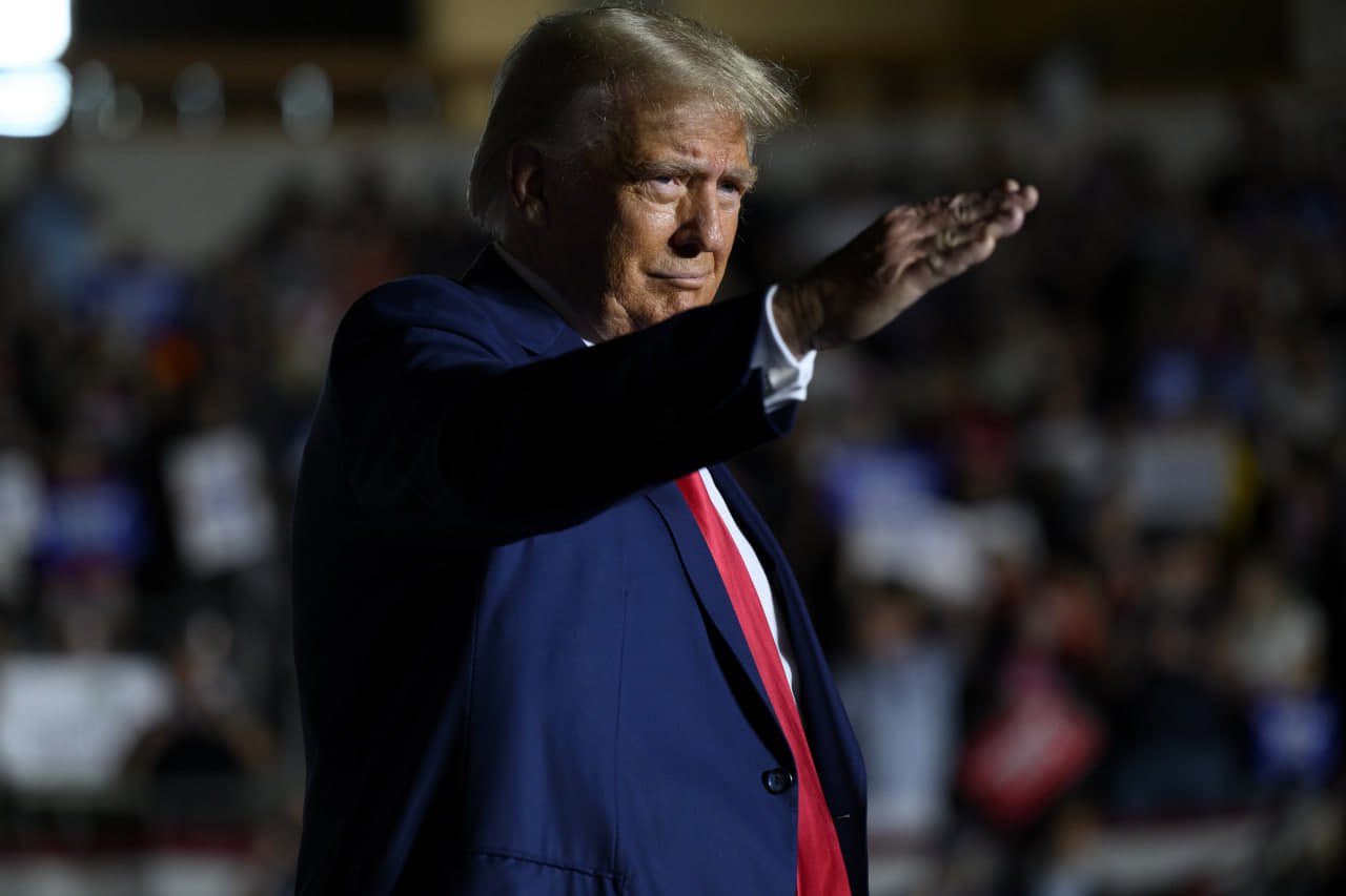 Переговори США з Іраном продовжуються, заявив Дональд Трамп