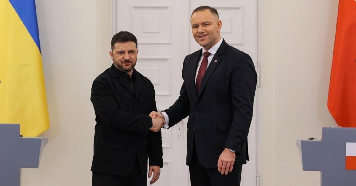 Польща вживає заходів проти Зеленського, Лукашенко отримує ультиматум, Трамп критикує Мелоні: огляд головних новин дня