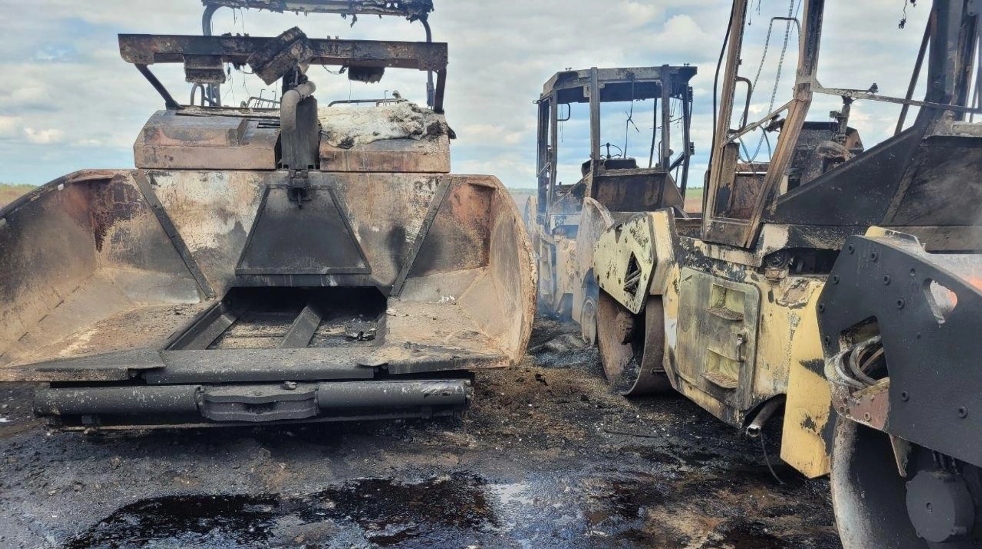 Російські дрони знищили десять одиниць дорожньої техніки в Україні