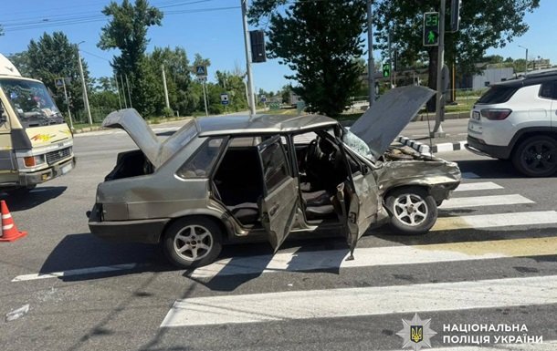 Шестеро постраждалих, серед яких троє дітей, у ДТП в Харкові