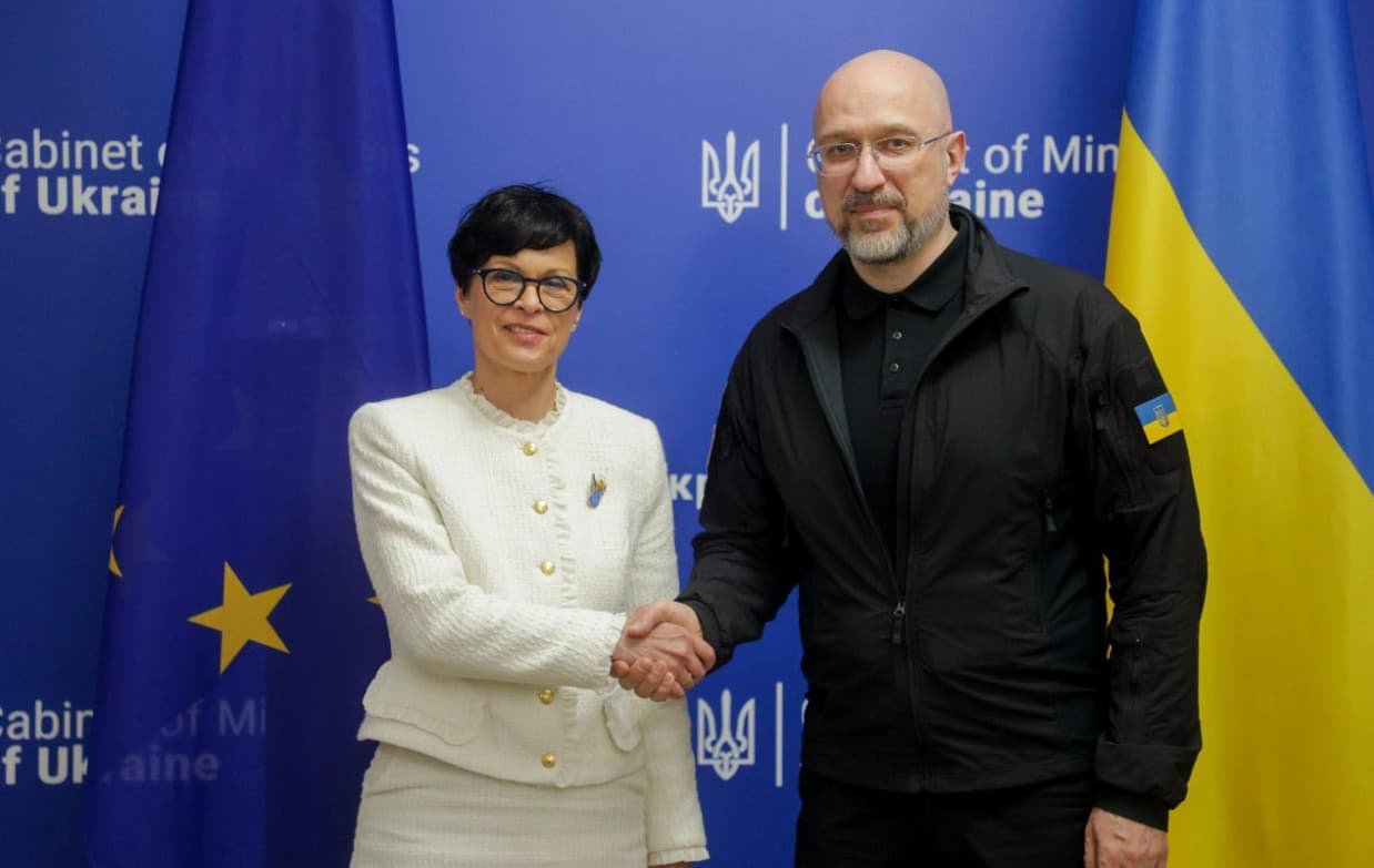 Шмигаль зустрівся з єврокомісаркою Кос для обговорення зимових викликів України