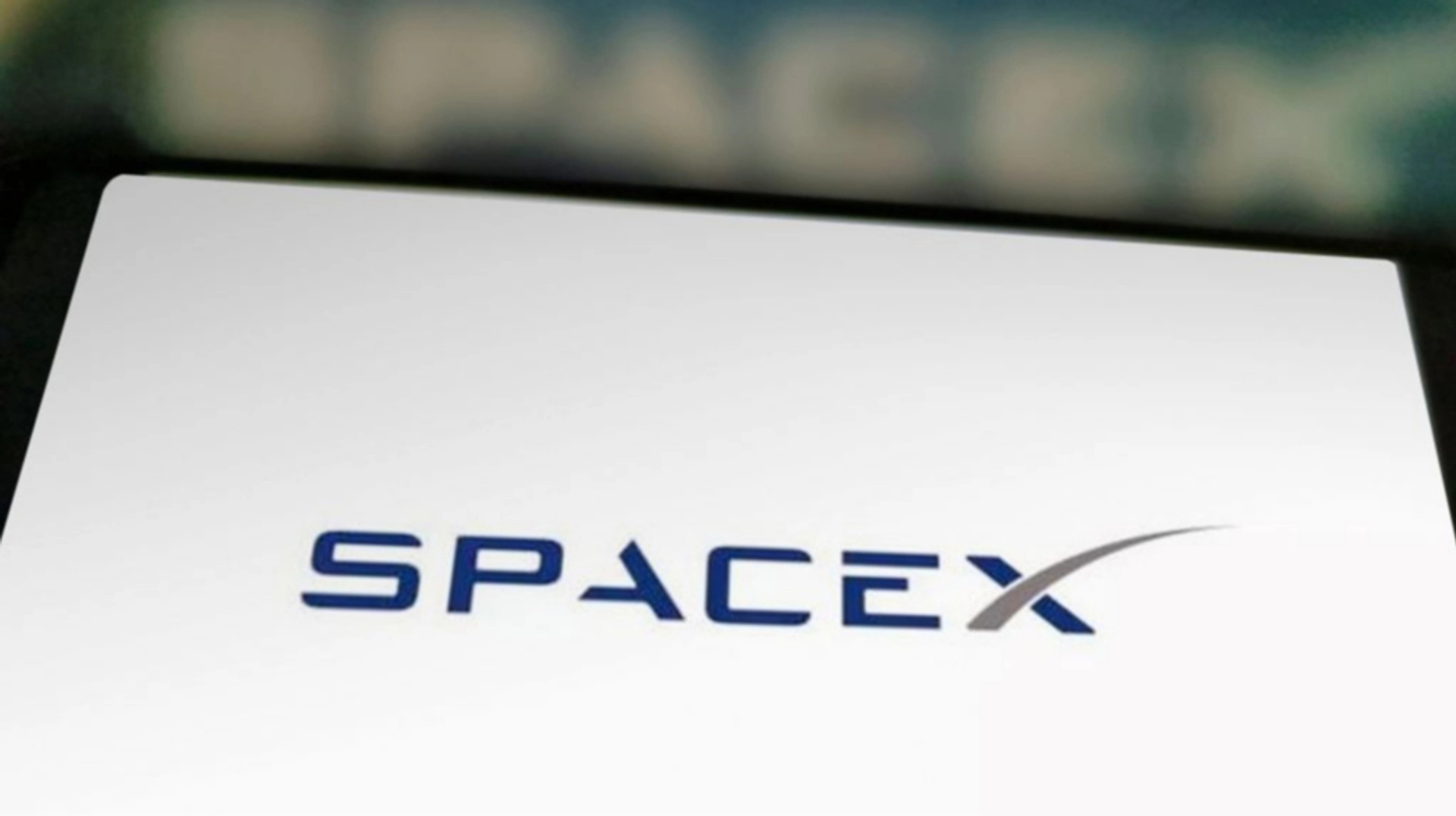 SpaceX планує вихід на біржу як гігант, проте може не потрапити до індексу S&P 500