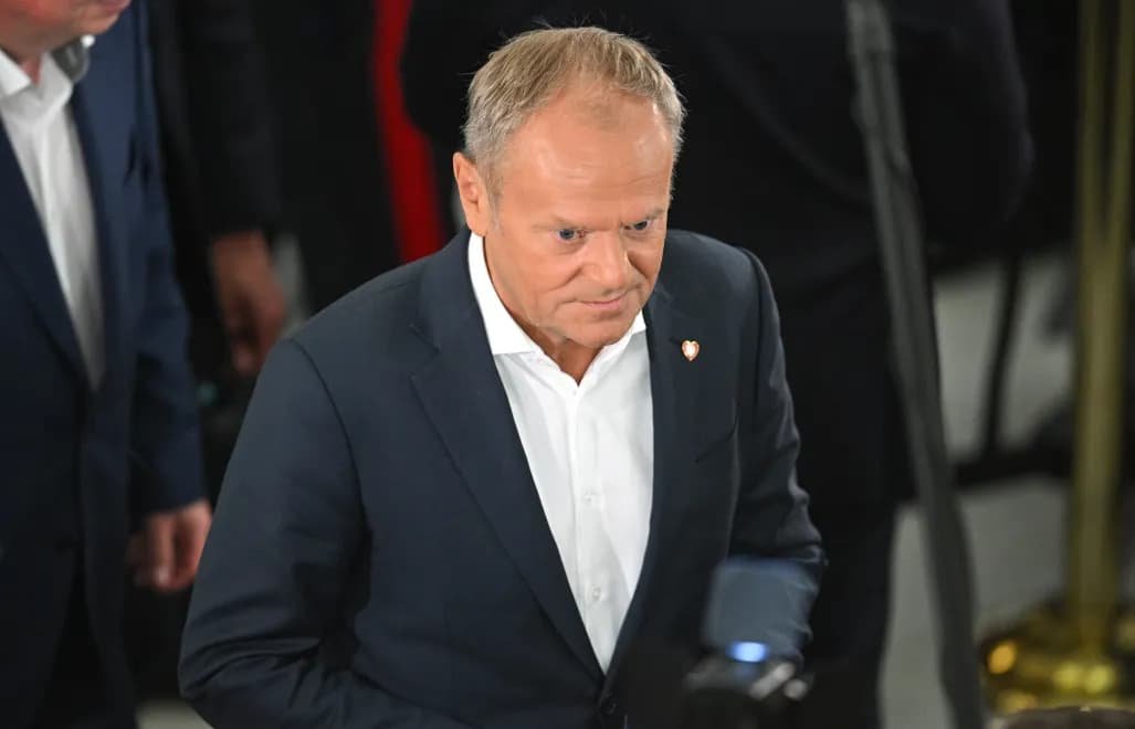 Туск критикує Україну за недостатню чутливість та розуміння історії