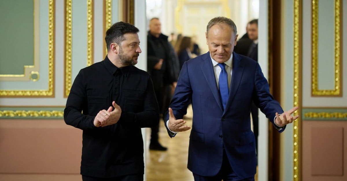 Туск обіцяє підтримку Україні, Болгарія призупиняє допомогу ЗСУ, Іран атакує американський гелікоптер: головні новини дня
