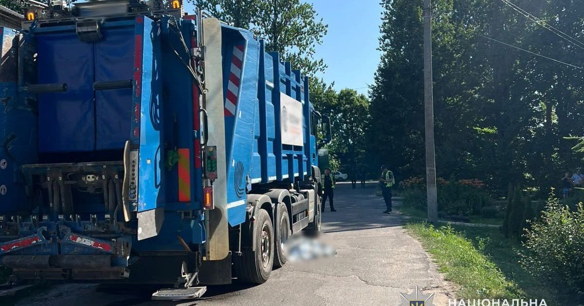 У Городку вантажівка смертельно травмувала 58-річного чоловіка