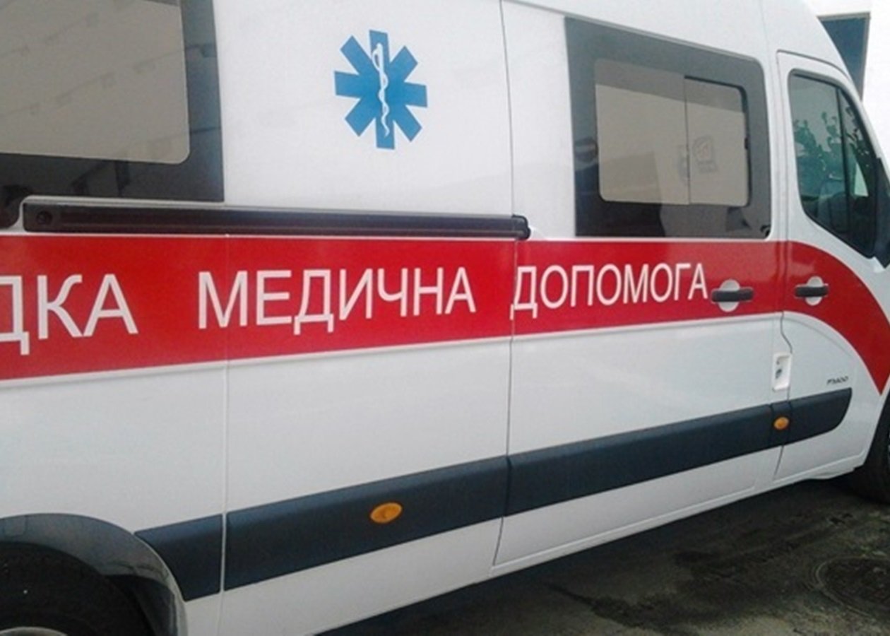 У Херсонській області внаслідок обстрілу зупинки транспорту сталося загибель людини