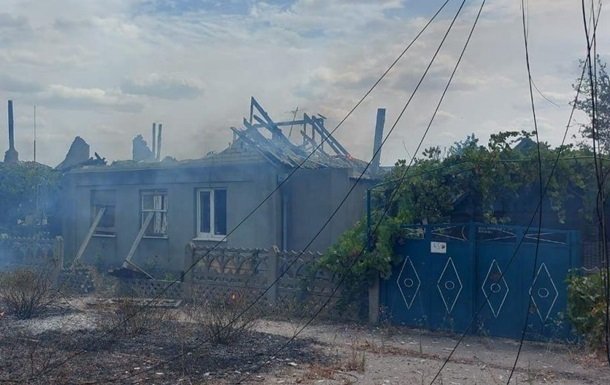 У Херсонській області внаслідок ударів загинули шестеро людей, ще 26 отримали поранення
