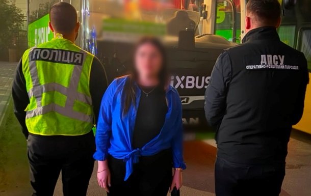 У Київській області затримано жінку за вербування дівчат для надання секс-послуг