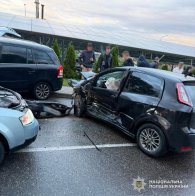 У Львівській області сталася масштабна ДТП: зіткнення Fiat, Opel та Audi призвело до госпіталізації трьох осіб