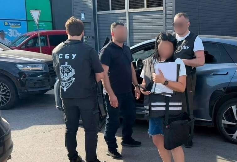У Львівській області затримали начальника митного оформлення за підозрою у хабарництві