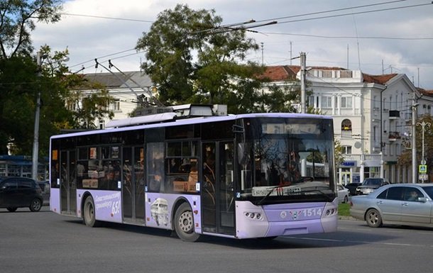 У Севастополі призупинив роботу частина громадського транспорту, повідомляють ЗМІ