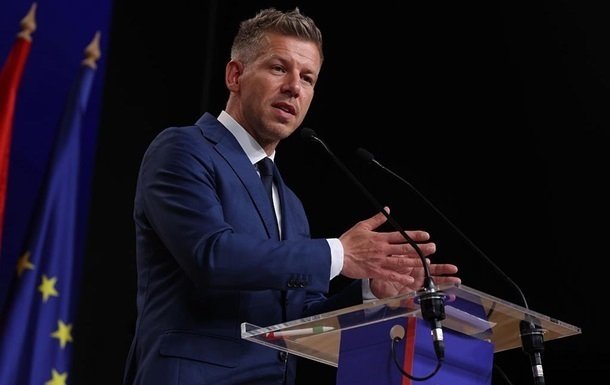 Угорець оскаржив прискорений процес вступу України до ЄС