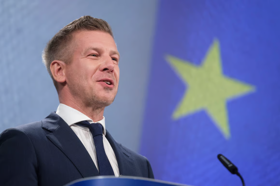 Угорщина розглядає можливість відкриття інших кластерів, заявив представник уряду