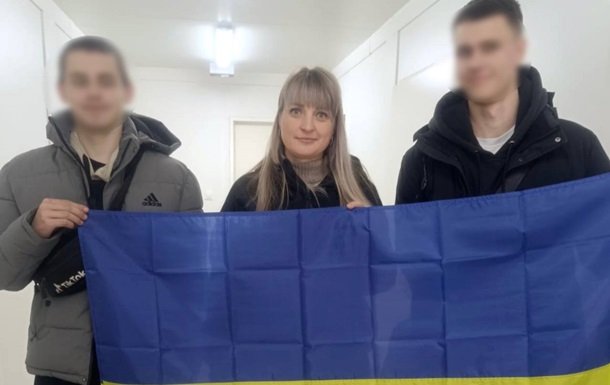 Україна з березня визволила десятьох громадян з окупації