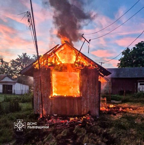 Унаслідок пожежі в літній кухні на Львівщині загинув 59-річний чоловік