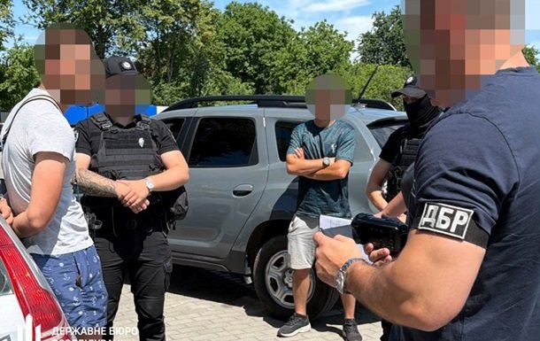 В Івано-Франківській області затримано військового, що продавав зброю