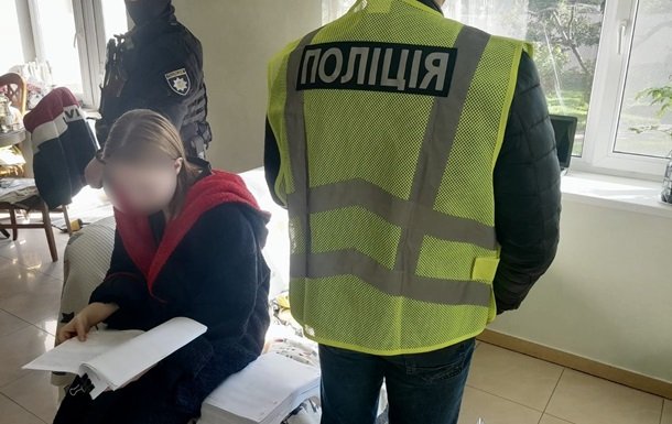 В Україні викрито широку мережу сексуальної експлуатації жінок