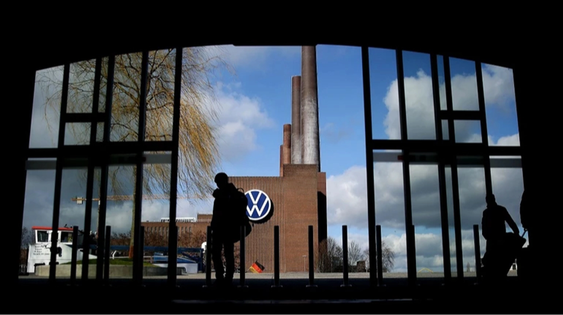 Volkswagen вирішив скоротити вдвічі більше працівників, ніж передбачалося раніше