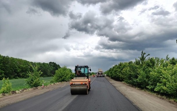 Завершення ремонтних робіт на основних автошляхах України: що змінилося?