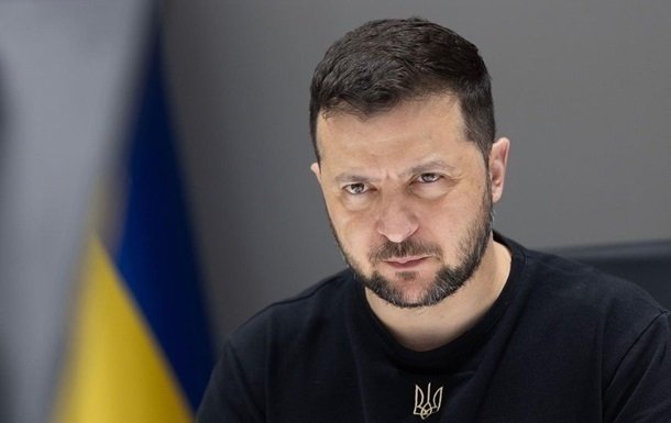 Зеленський підтвердив знищення стратегічних об'єктів у Росії