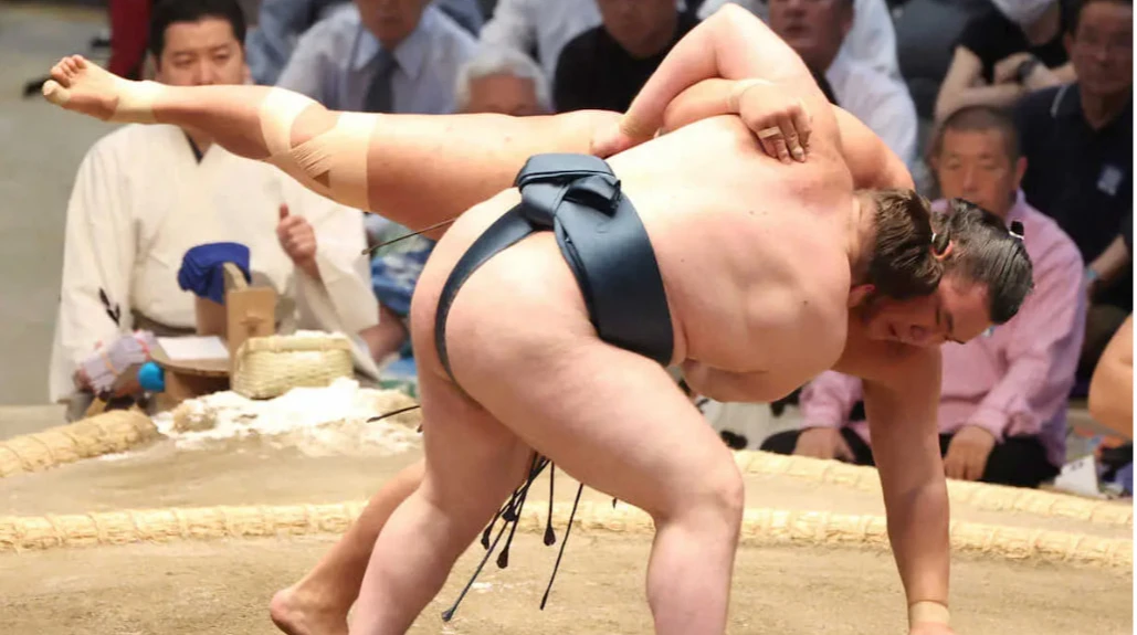 Аонішікі озвучив свої цілі на турнірі Nagoya Basho