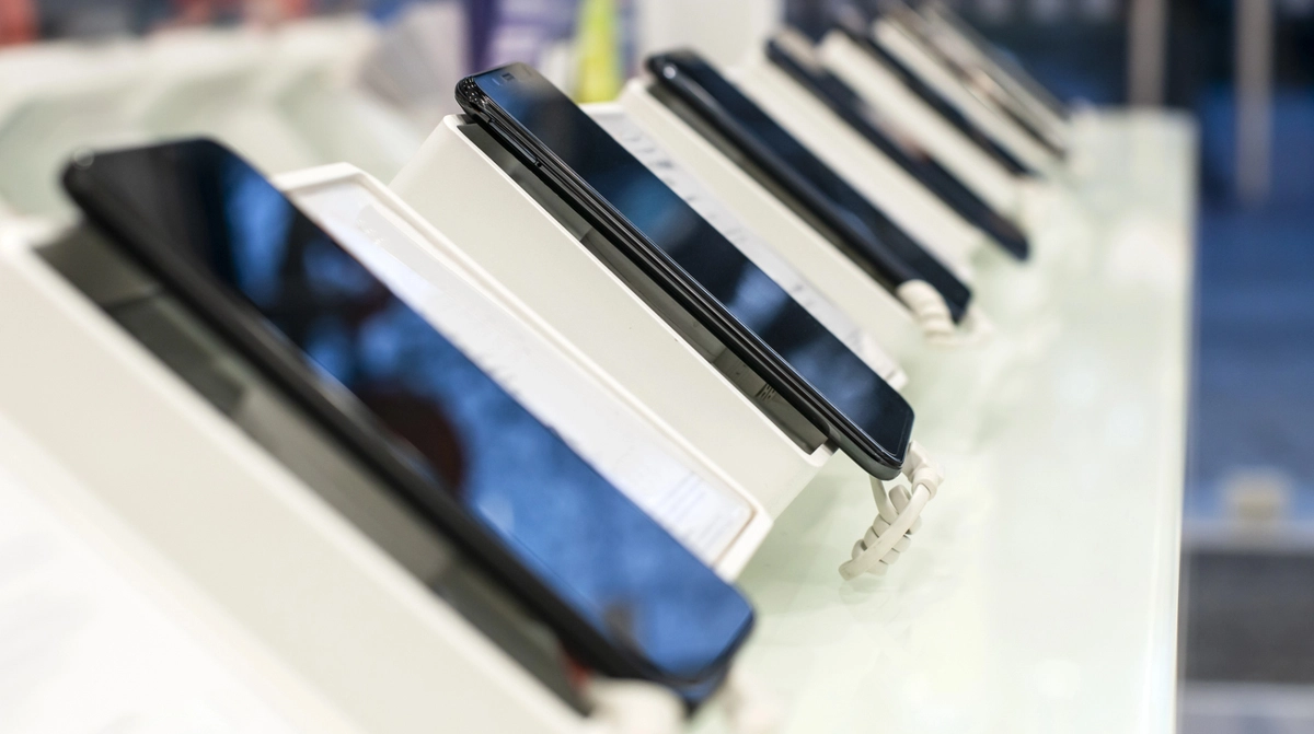 Бюджетні смартфони під загрозою: у 2027 році понад 50% виробництва DRAM піде на потреби штучного інтелекту