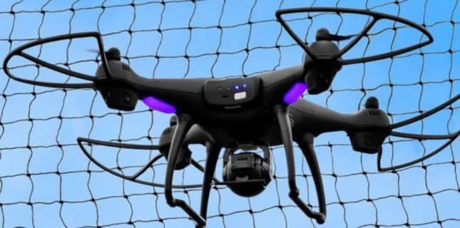 Чехія планує ухвалити закон для захисту критичної інфраструктури від загроз з боку дронів