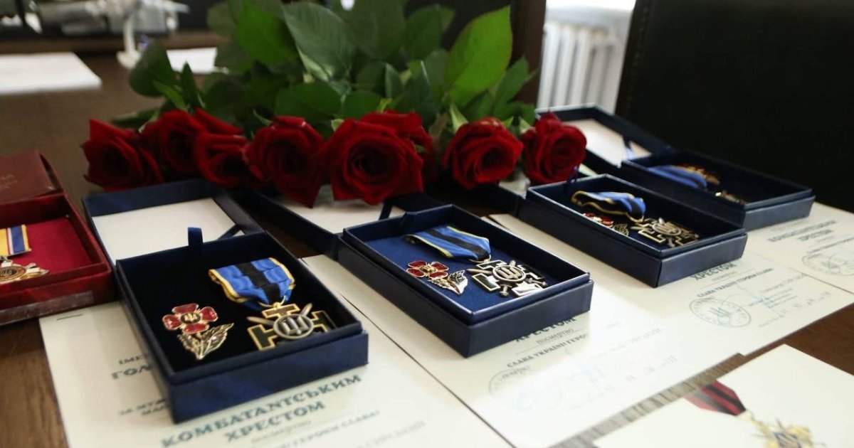 Державні нагороди отримали родини восьми захисників з Дрогобицького району