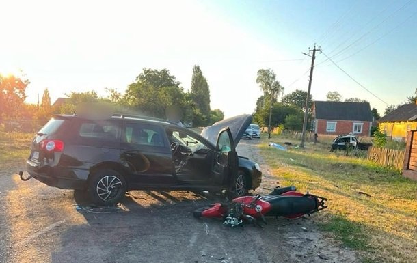 ДТП на Волині: двоє загиблих та шестеро постраждалих унаслідок аварії