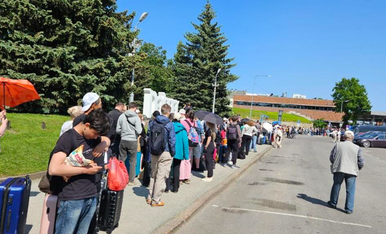 Естонський уряд підкреслює готовність закрити кордон з Росією, але наразі не бачить необхідності в таких діях
