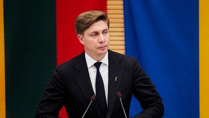 Литва зберігатиме статус "клубу 5%" у витратах на оборону, заявив прем'єр-міністр країни
