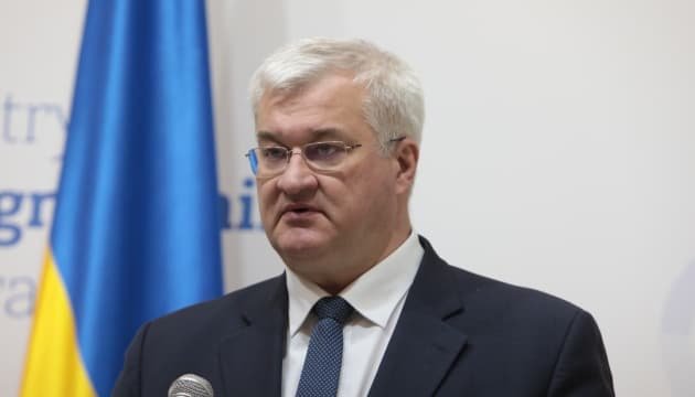 МЗС підтвердило приїзд Сибіги до Варшави для зустрічі з Сікорським