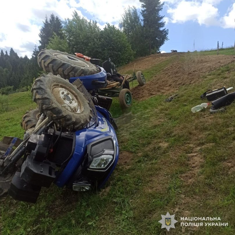 На Самбірщині внаслідок перевертання трактора загинув 46-річний чоловік