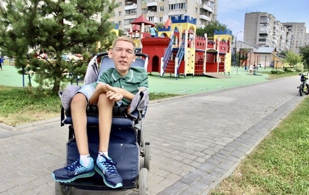 Нові деталі у справі Гусакова: криптогаманці та більше тисячі карток під слідством