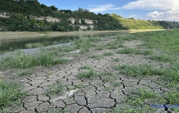 Обміління Дністра: у Хотині запроваджують термінові заходи для боротьби з наслідками посухи