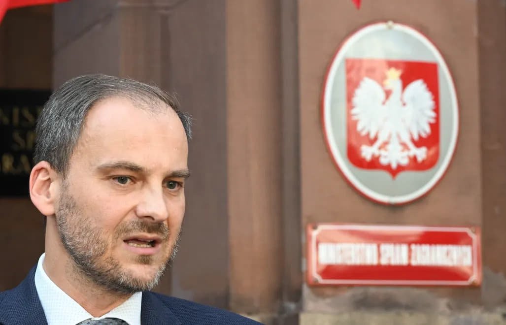 Польща викликала посла Росії у зв'язку з інцидентом з ракетою Х-101