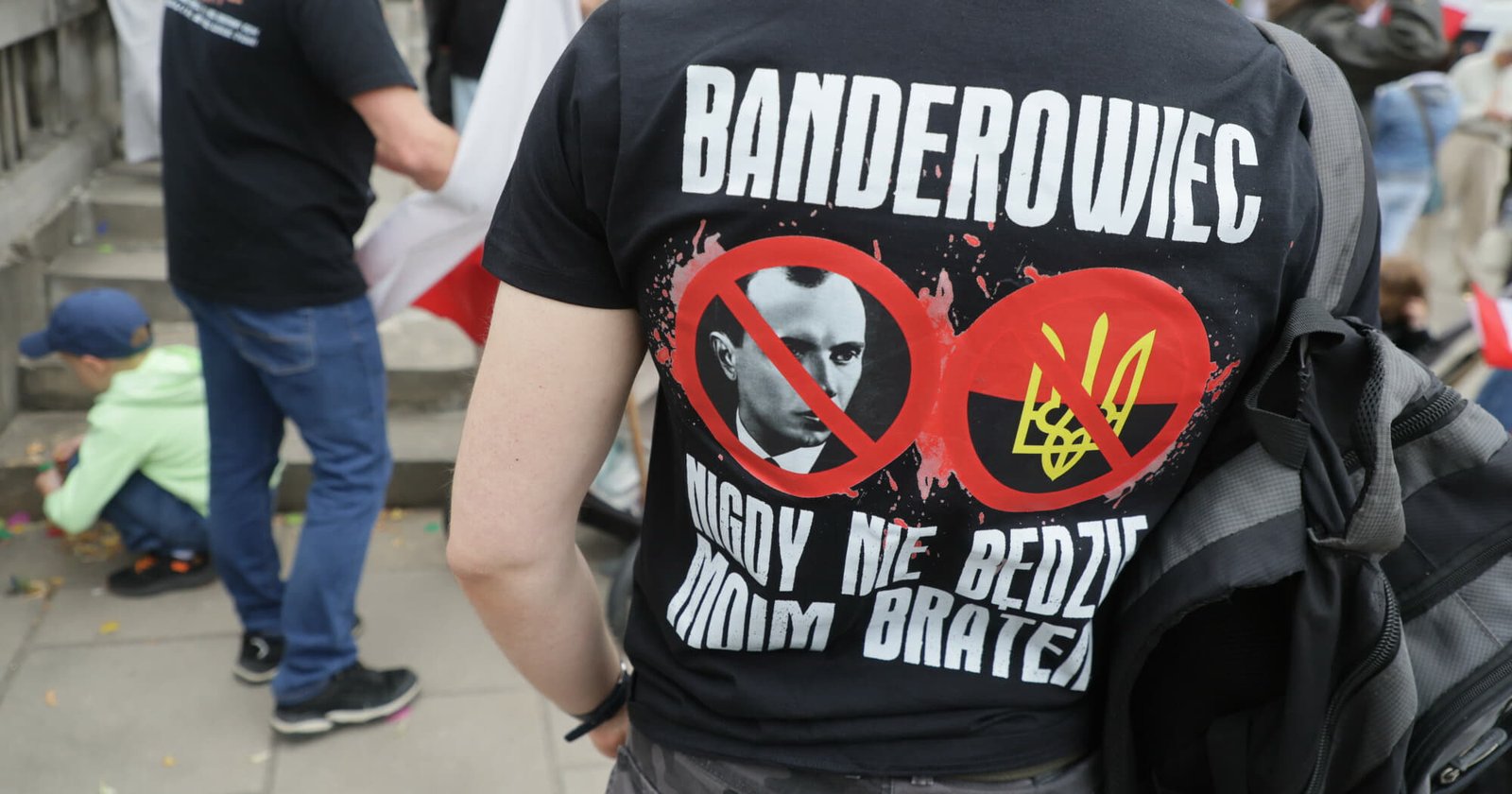 Польська влада відновлює співпрацю з Україною: як вдалося уникнути ескалації конфлікту у роковини Волинської трагедії